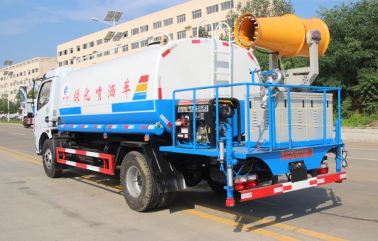 8噸東風多利卡霧炮車(朝柴發(fā)動機)高清圖片 8噸東風多利卡霧炮車(朝柴發(fā)動機)高清圖片