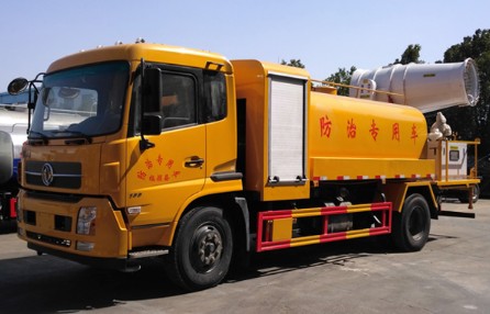 多功能灑水車(chē)參數(shù)_12方東風(fēng)天錦農(nóng)藥噴灑車(chē)廠家價(jià)格