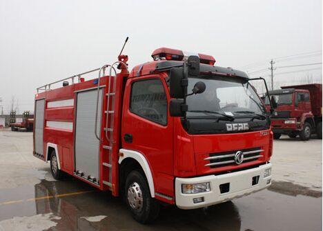 東風(fēng)小型消防車圖片 東風(fēng)小型消防車圖片