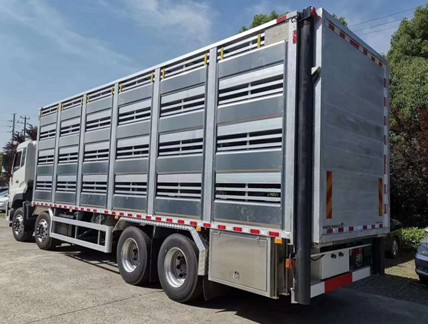 程力東風(fēng)天龍畜牧車 程力東風(fēng)天龍畜牧車