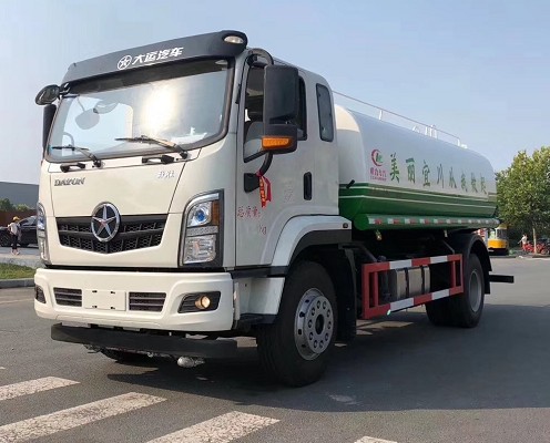 15噸灑水車多長(zhǎng)_大運(yùn)致勝15方綠化灑水車廠家價(jià)格