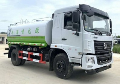 國(guó)六東風(fēng)華神F5灑水車(chē)圖片 國(guó)六東風(fēng)華神F5灑水車(chē)圖片