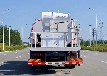 國(guó)六12方東風(fēng)隨專Q7灑水車 國(guó)六12方東風(fēng)隨專Q7灑水車